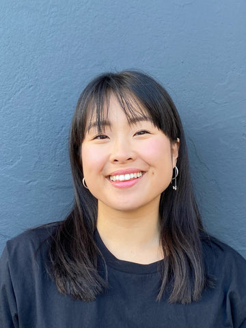 Mother tongue or mother’s tongue? | Sophie Lau