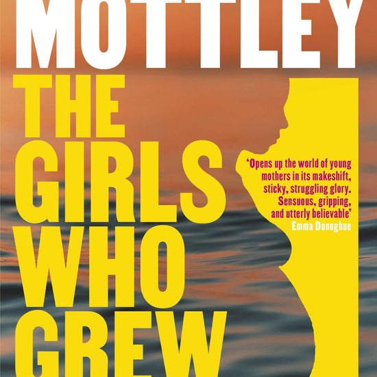 Book cover of 'The Girls Who Grew Big' by Leila Mottley with a silhouette of a pregnant person against an ocean sunset.